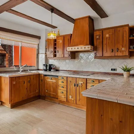 Karat Kanaria * Costa Adeje (Tenerife)