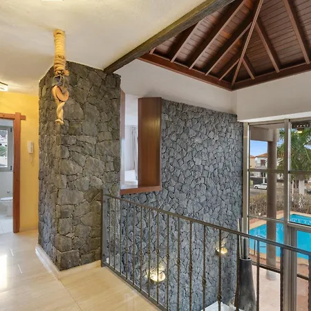 Karat Kanaria * Costa Adeje (Tenerife)