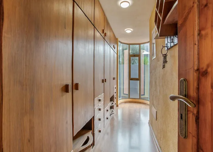 Karat Kanaria Дом отдыха