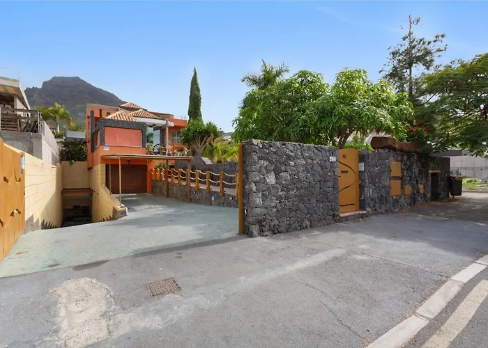 Karat Kanaria بيت للعطل